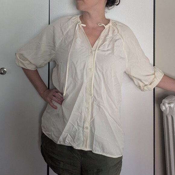 Everlane gathered shirt in butterlite bone ALTERED m - Picture 1 of 3